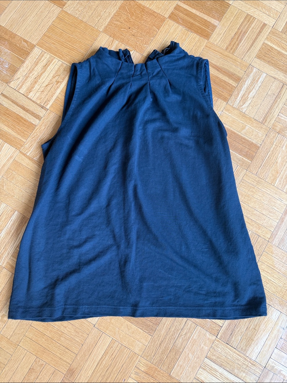 Club Monaco Sleeveless Ruffle Neck Women's Top - dark navy